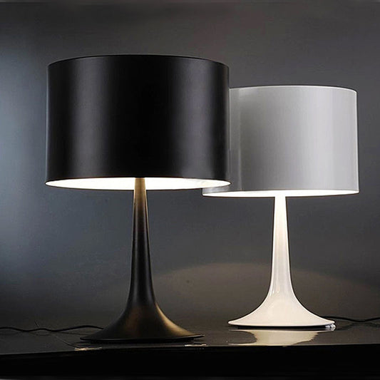 Postmodern simple table lamp